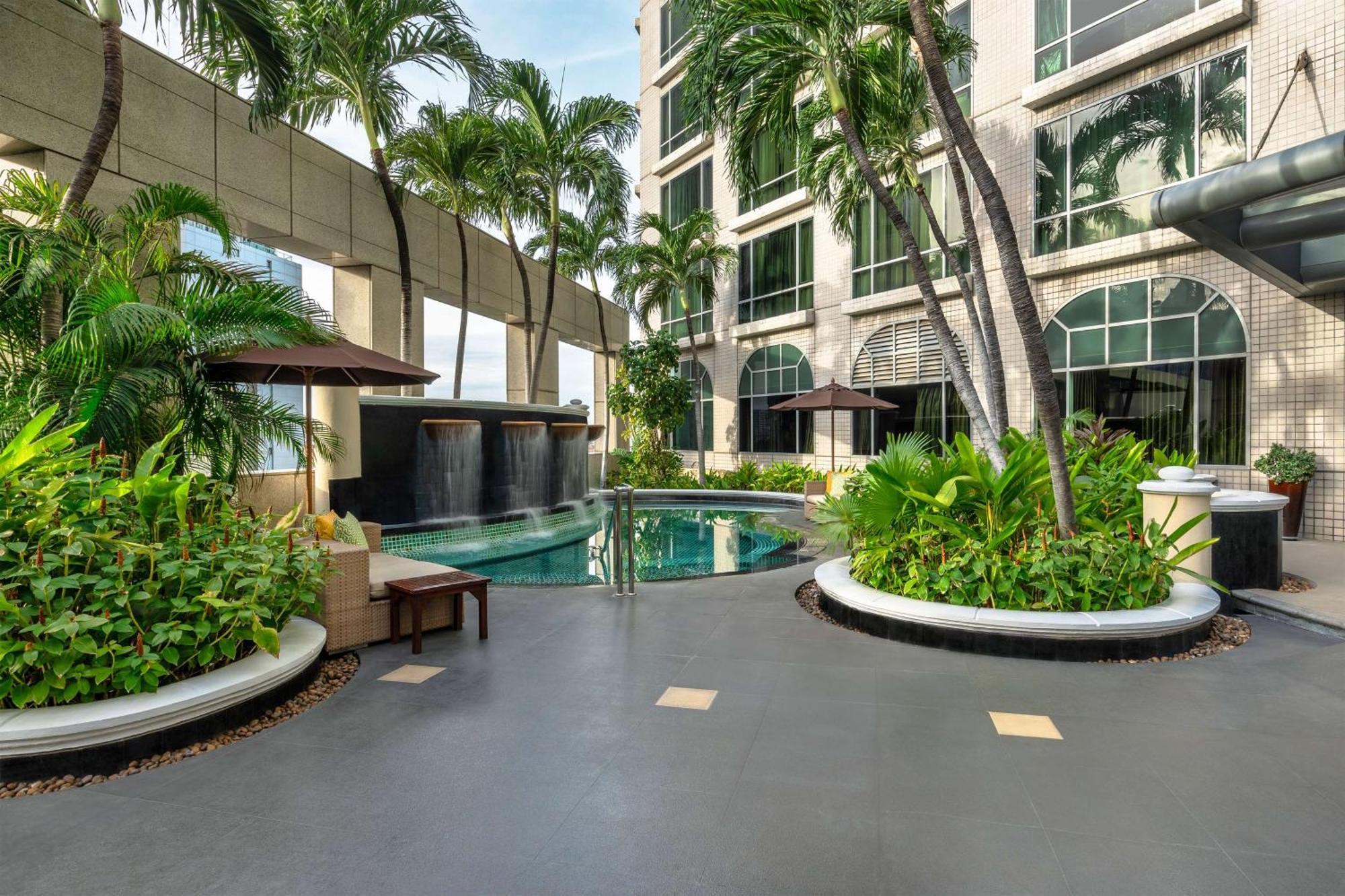 Khách sạn Conrad Bangkok